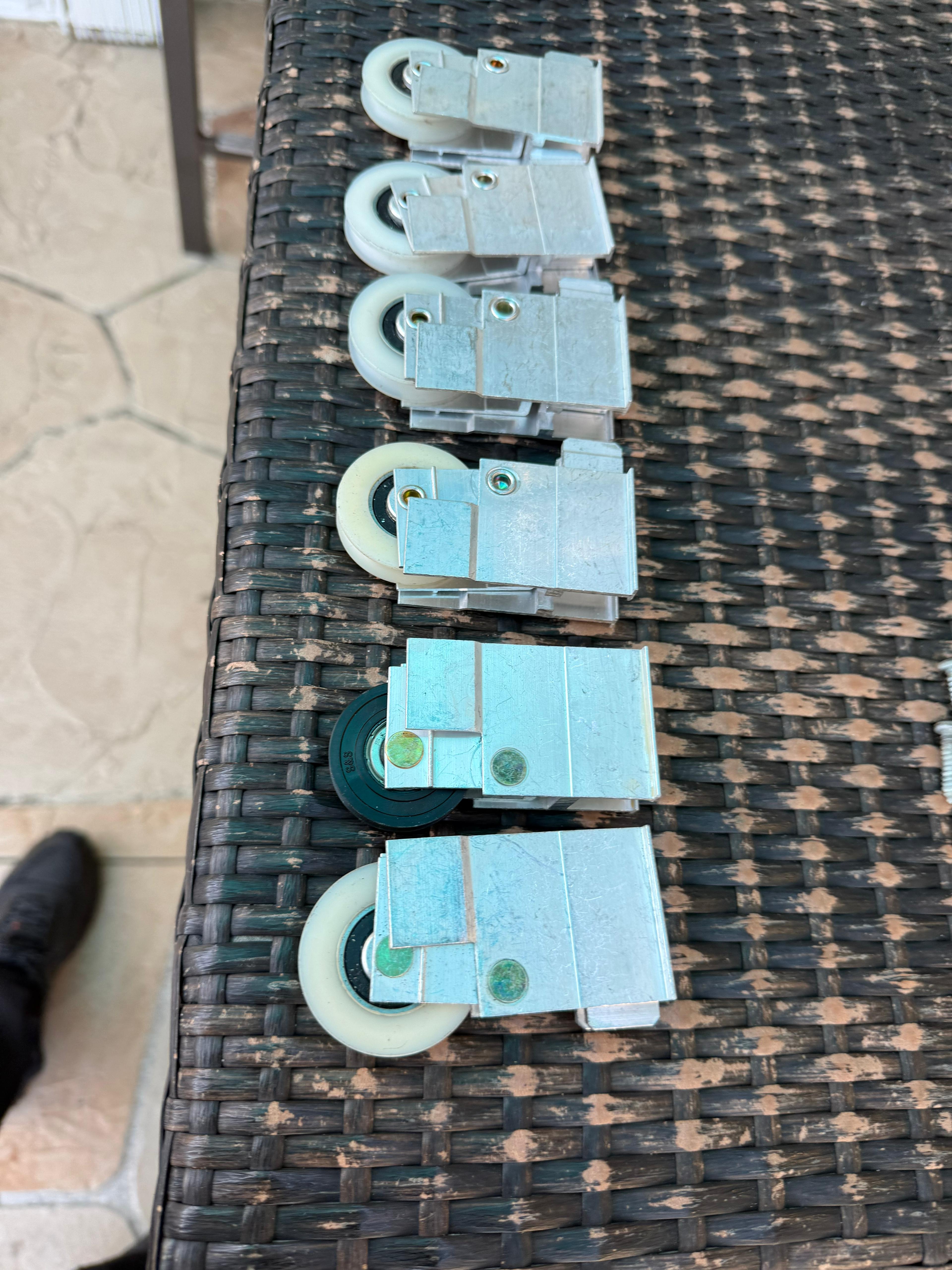 sliding door roller replacement jensen beach service